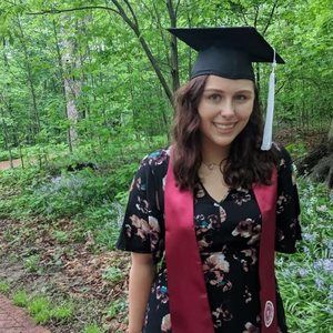 Meet your Posher, Emilie